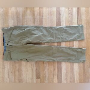 NWOT Orvis Khaki Cargo Pants Lightweight Cotton